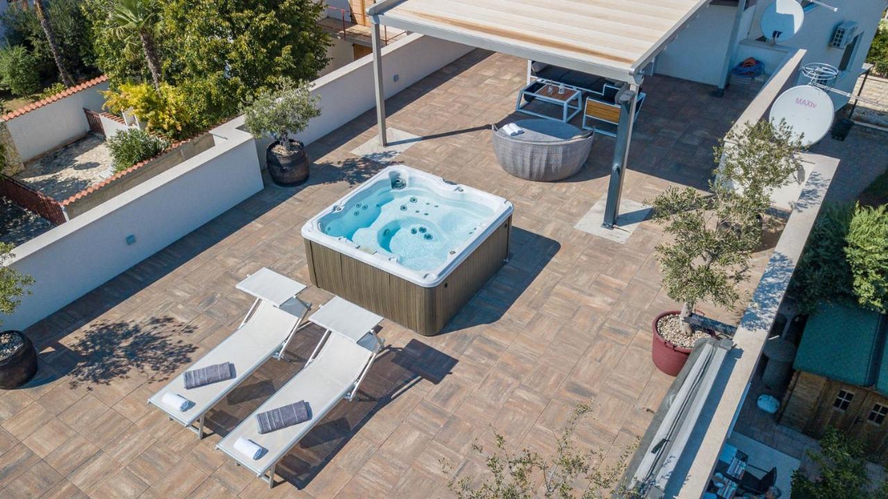 וודיצה Apartments Luka מראה חיצוני תמונה