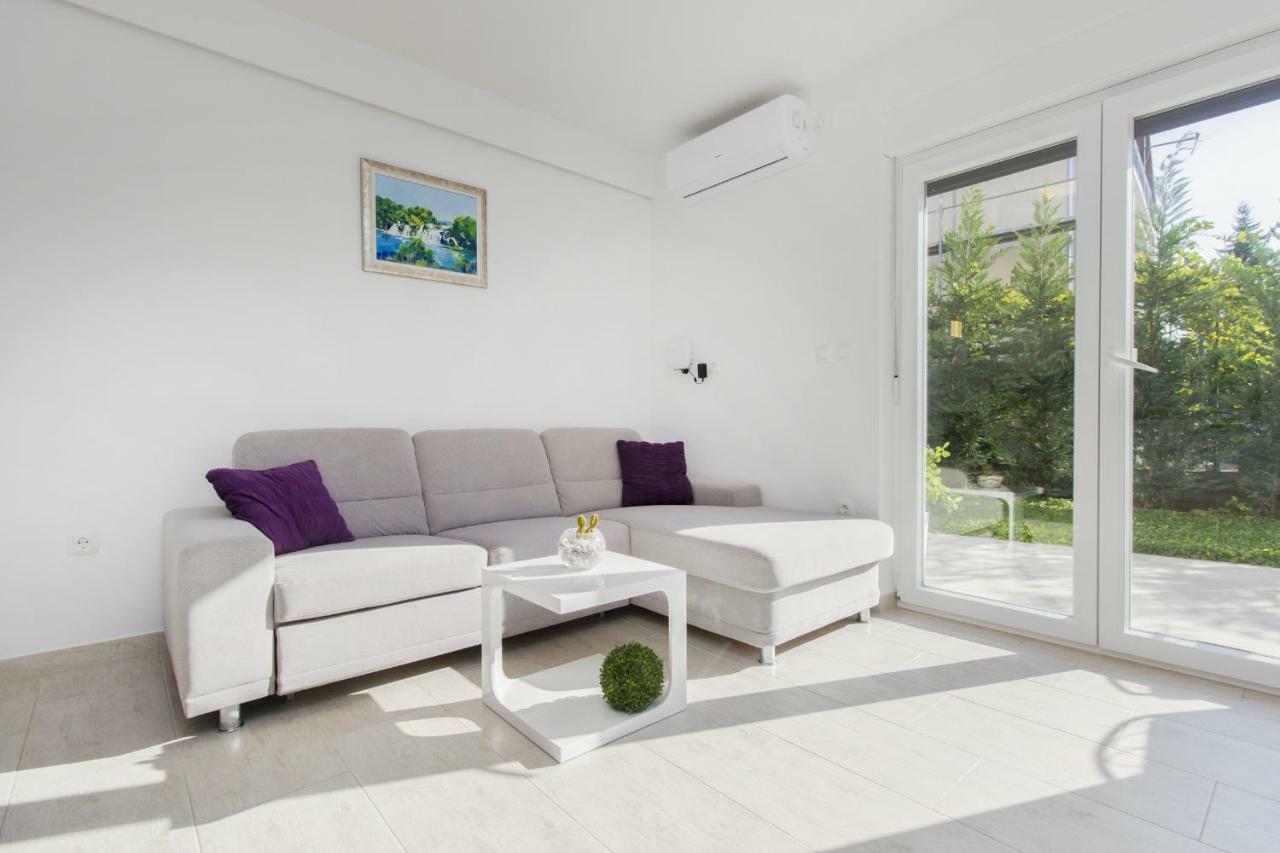 וודיצה Apartments Luka מראה חיצוני תמונה